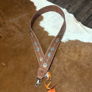 Montana west leather tooled western purse strap